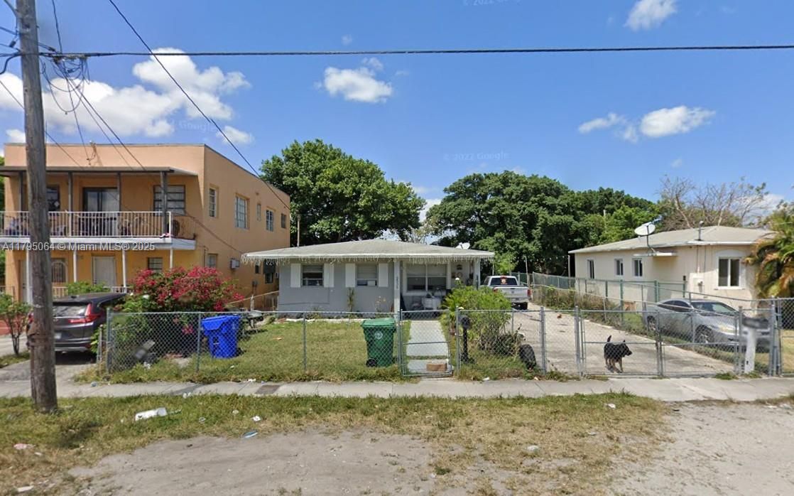 Recently Sold: $524,000 (0 beds, 0 baths, 1961 Square Feet)