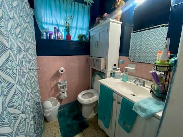 Recently Sold: $524,000 (0 beds, 0 baths, 1961 Square Feet)