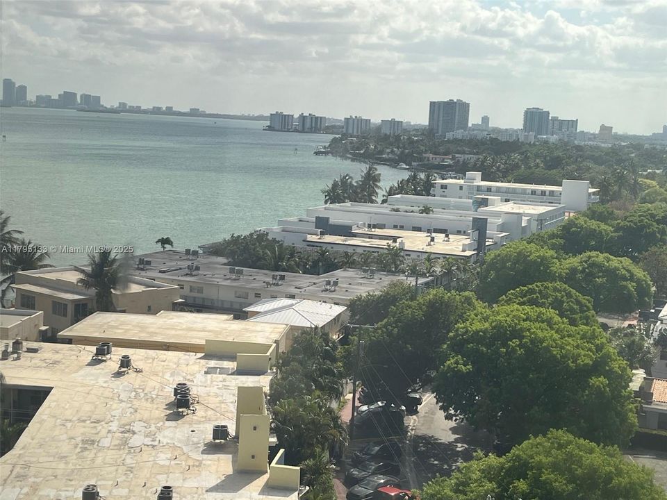 最近售出: $245,000 (1 贝兹, 1 浴室, 678 平方英尺)