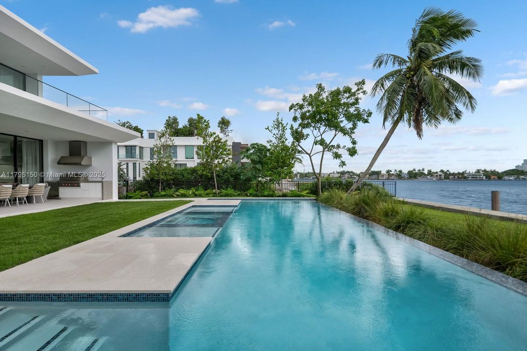 For Sale: $21,500,000 (5 beds, 4 baths, 5506 Square Feet)