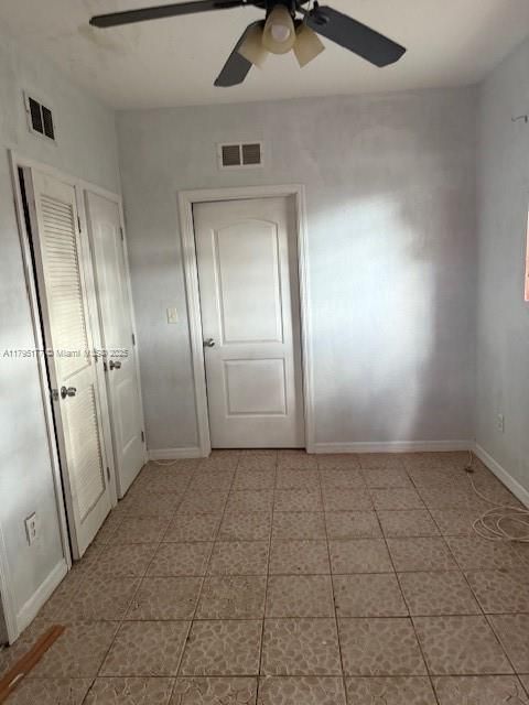 Activo con contrato: $295,000 (2 camas, 1 baños, 1100 Pies cuadrados)