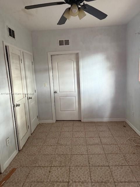 Activo con contrato: $295,000 (2 camas, 1 baños, 1100 Pies cuadrados)