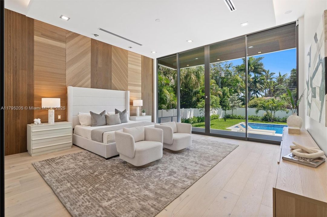 Recently Sold: $3,199,995 (5 beds, 5 baths, 4220 Square Feet)