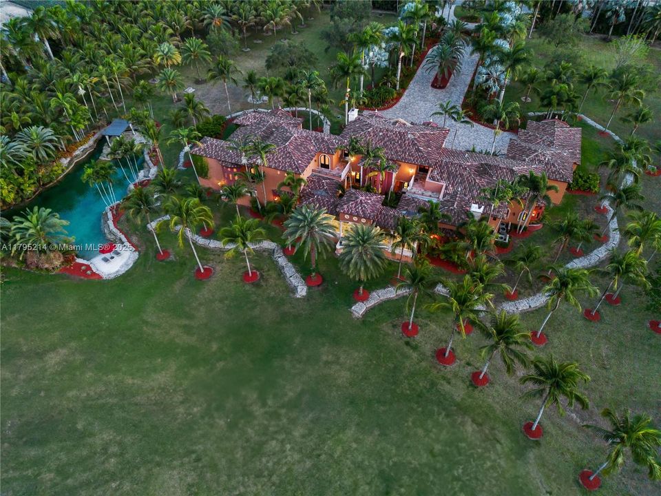 En Venta: $7,200,000 (6 camas, 7 baños, 11907 Pies cuadrados)