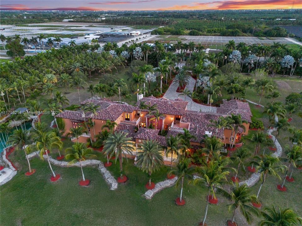 En Venta: $7,200,000 (6 camas, 7 baños, 11907 Pies cuadrados)