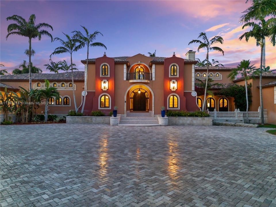 En Venta: $7,200,000 (6 camas, 7 baños, 11907 Pies cuadrados)