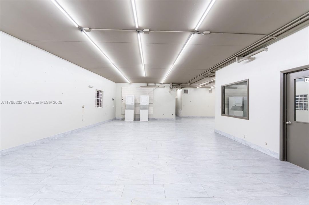 合同活跃: $3,300 (0 贝兹, 0 浴室, 0 平方英尺)