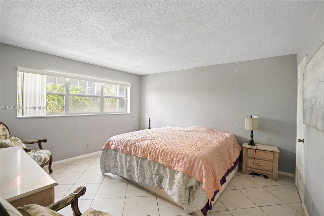 Recently Sold: $155,000 (1 beds, 1 baths, 753 Square Feet)