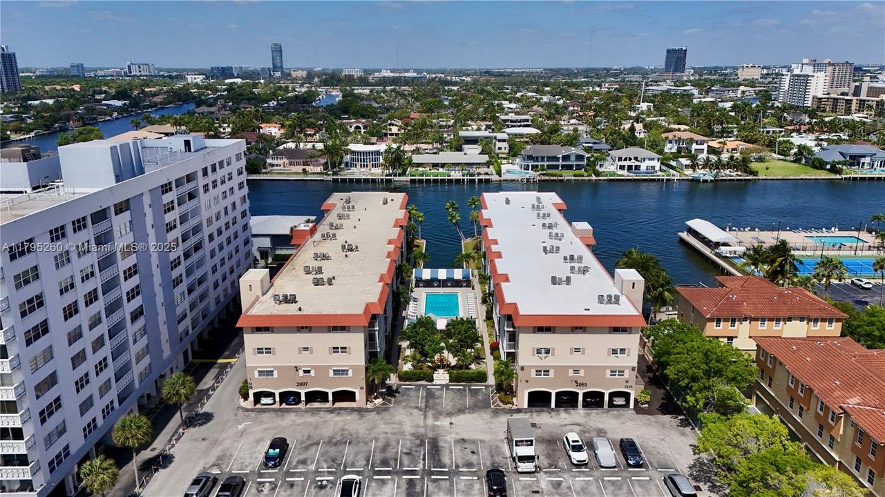 Recently Sold: $155,000 (1 beds, 1 baths, 753 Square Feet)