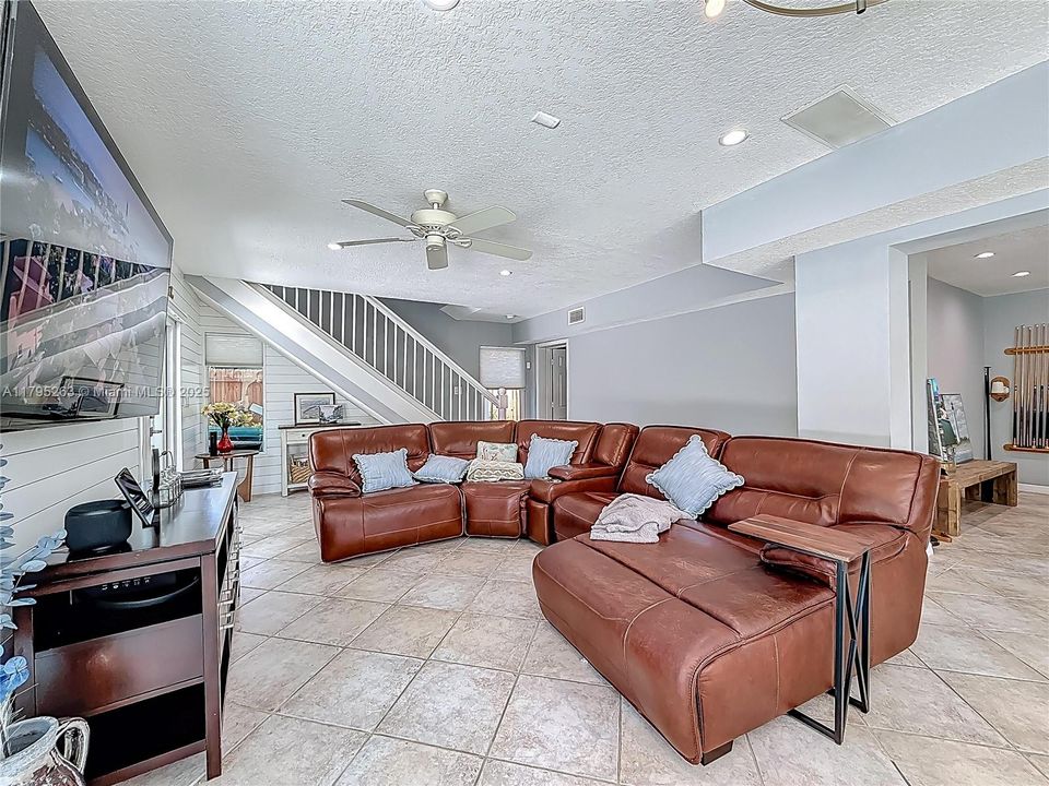 Recently Sold: $1,849,000 (4 beds, 4 baths, 3061 Square Feet)