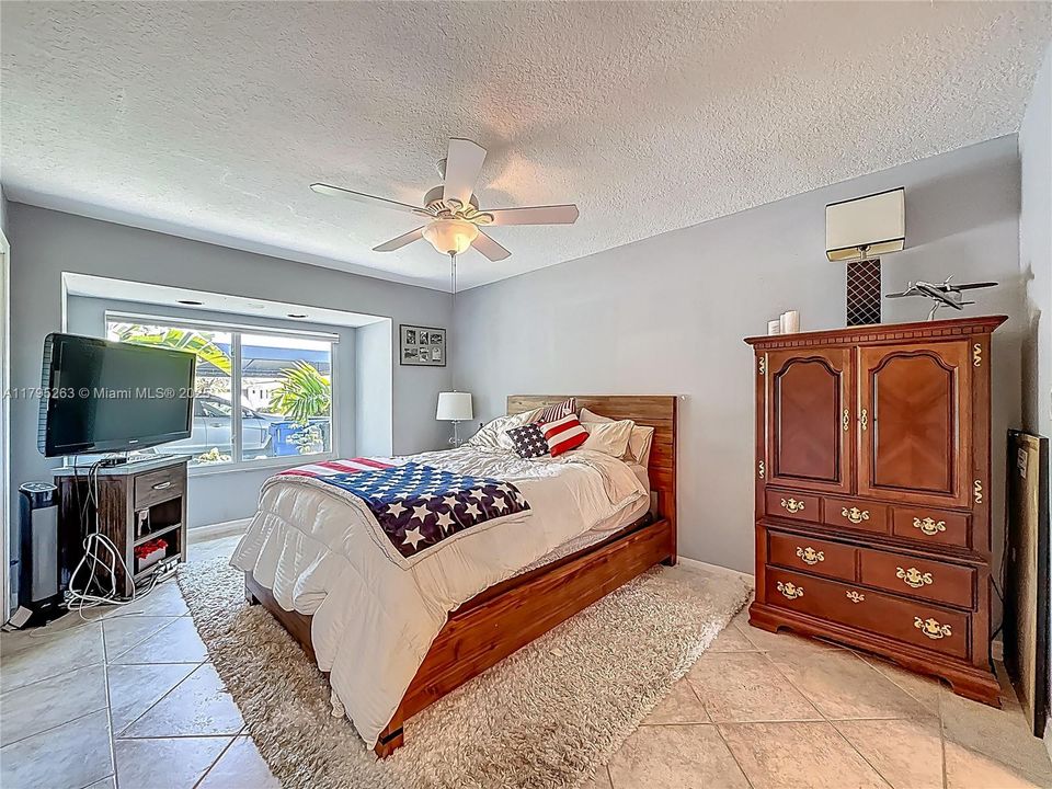 Recently Sold: $1,849,000 (4 beds, 4 baths, 3061 Square Feet)