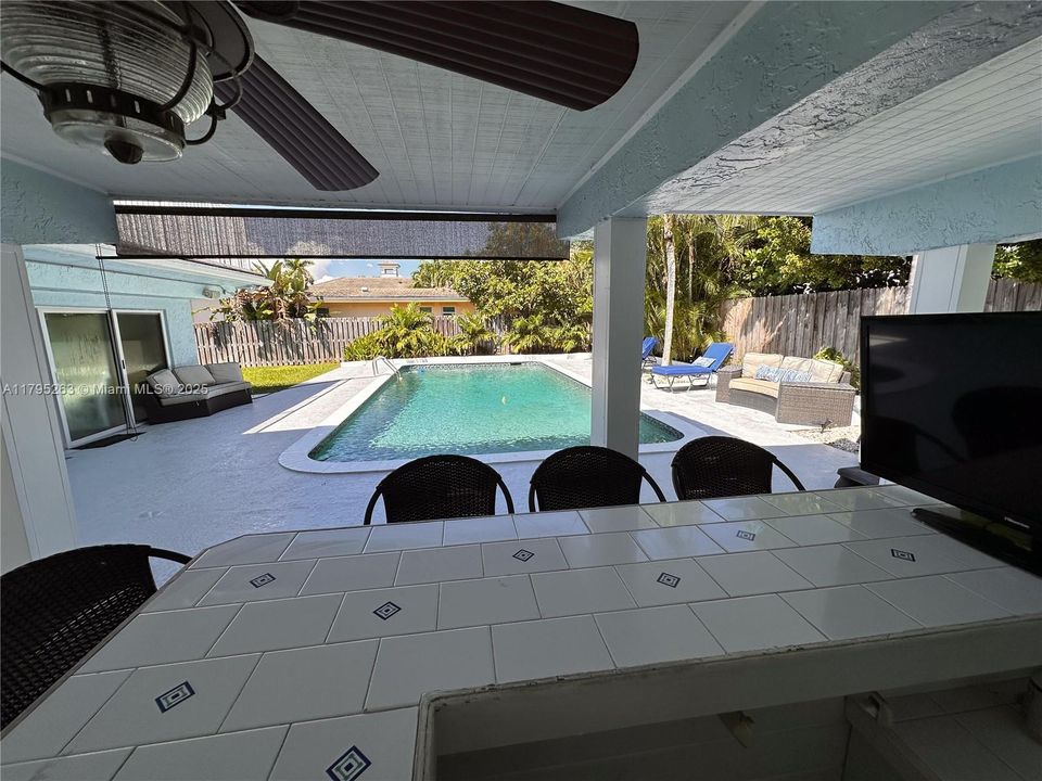 Recently Sold: $1,849,000 (4 beds, 4 baths, 3061 Square Feet)