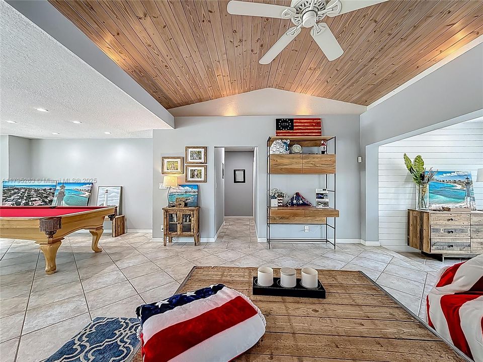 Recently Sold: $1,849,000 (4 beds, 4 baths, 3061 Square Feet)