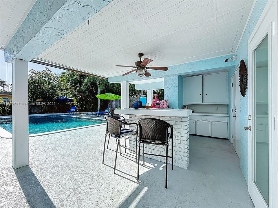 Recently Sold: $1,849,000 (4 beds, 4 baths, 3061 Square Feet)