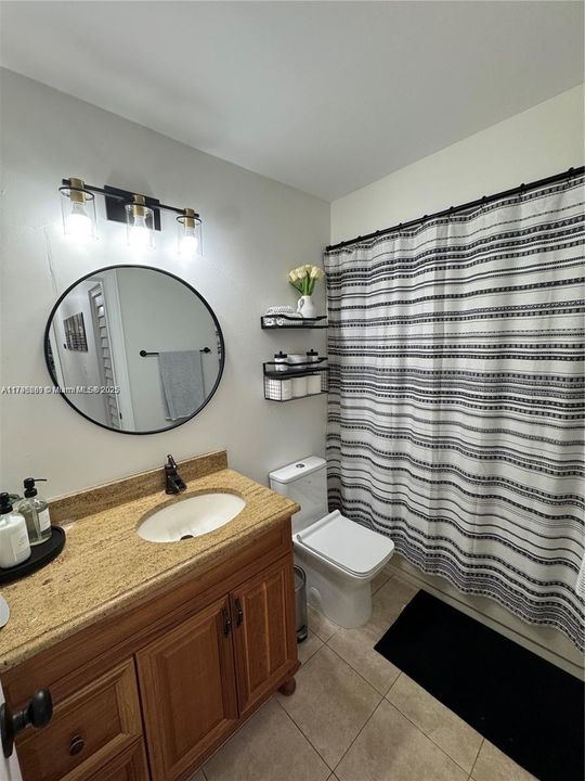 最近售出: $714,000 (3 贝兹, 2 浴室, 1744 平方英尺)