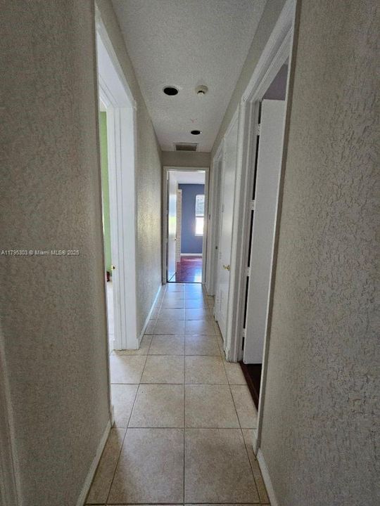 Recently Rented: $4,400 (4 beds, 2 baths, 2943 Square Feet)