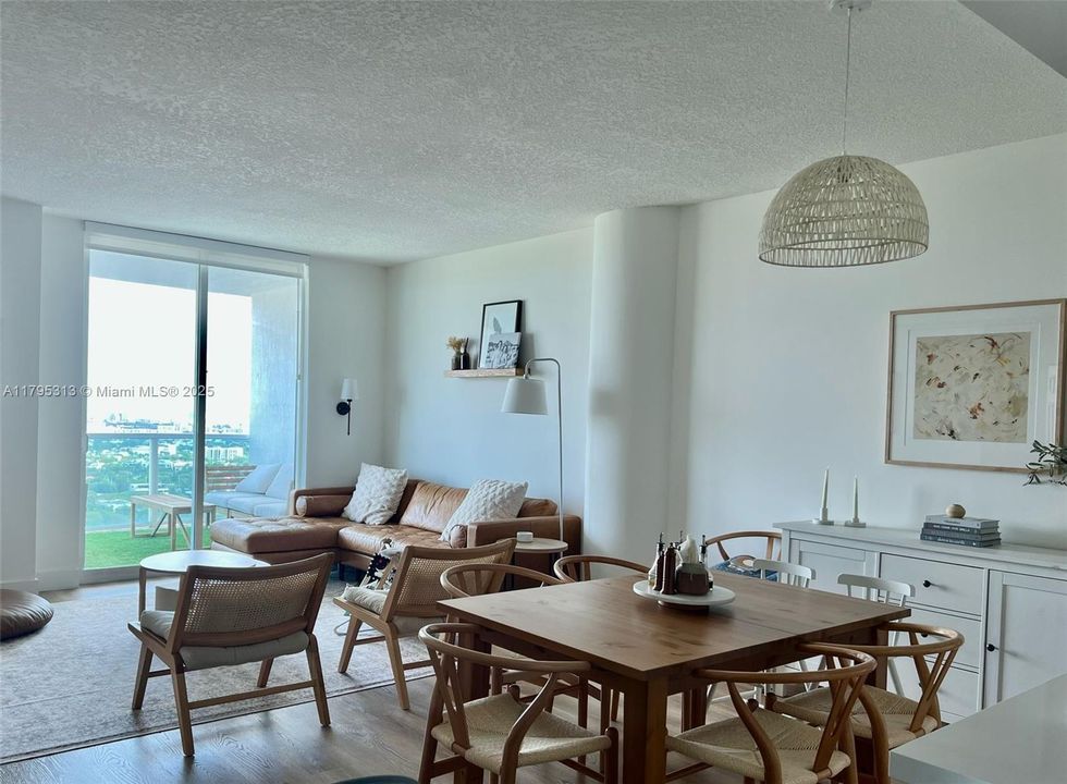 На продажу: $1,650,000 (3 спален, 3 ванн, 1762 Квадратных фут)