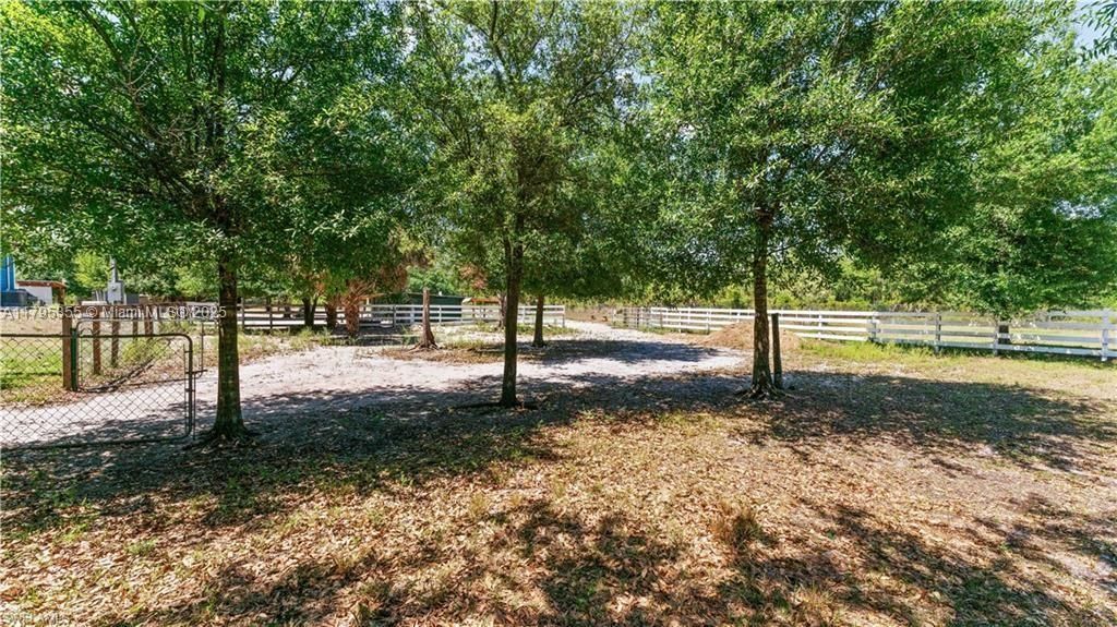 630 & 640 N WILLOW STMONTURA RANCHES, FL 33440