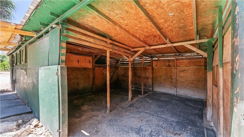 630 & 640 N WILLOW STMONTURA RANCHES, FL 33440