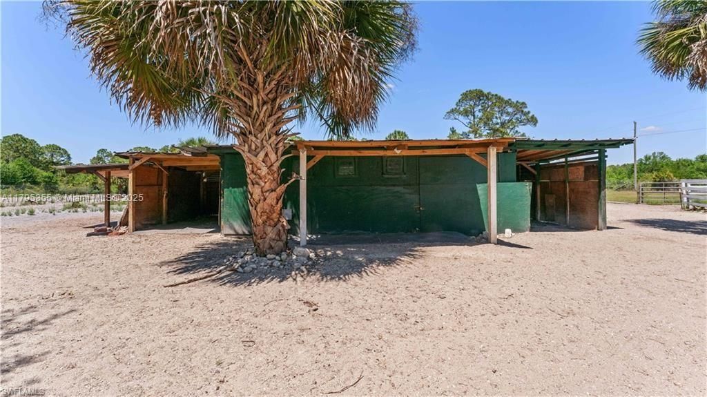 630 & 640 N WILLOW STMONTURA RANCHES, FL 33440