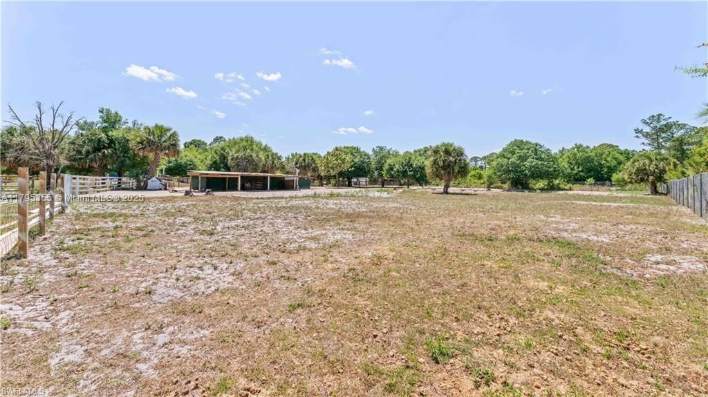 630 & 640 N WILLOW STMONTURA RANCHES, FL 33440