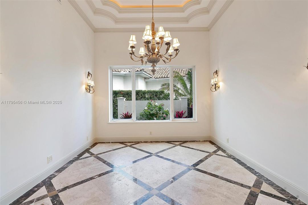 For Sale: $8,750,000 (5 beds, 5 baths, 4611 Square Feet)