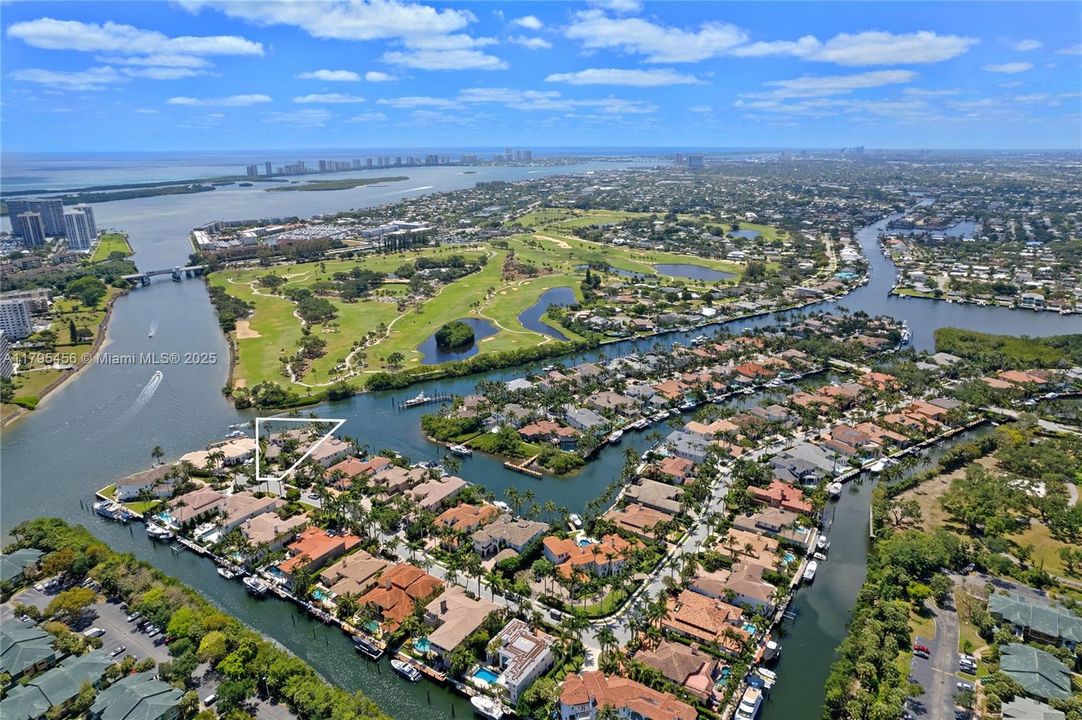 For Sale: $8,750,000 (5 beds, 5 baths, 4611 Square Feet)