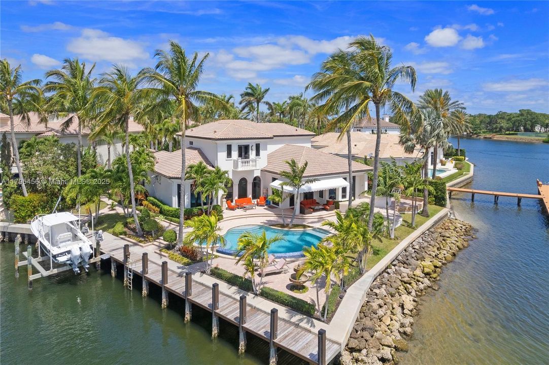 For Sale: $8,750,000 (5 beds, 5 baths, 4611 Square Feet)