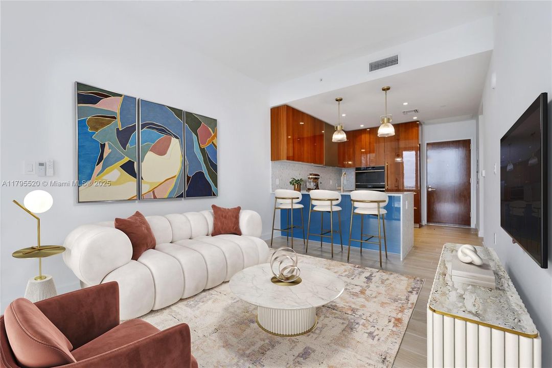 For Sale: $1,495,000 (2 beds, 2 baths, 982 Square Feet)