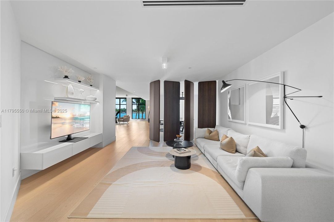 For Sale: $23,500,000 (5 beds, 6 baths, 7630 Square Feet)