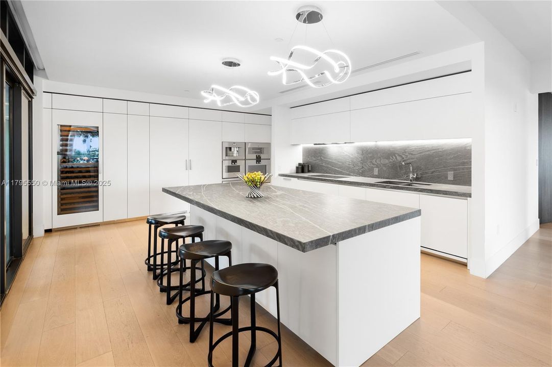 For Sale: $23,500,000 (5 beds, 6 baths, 7630 Square Feet)