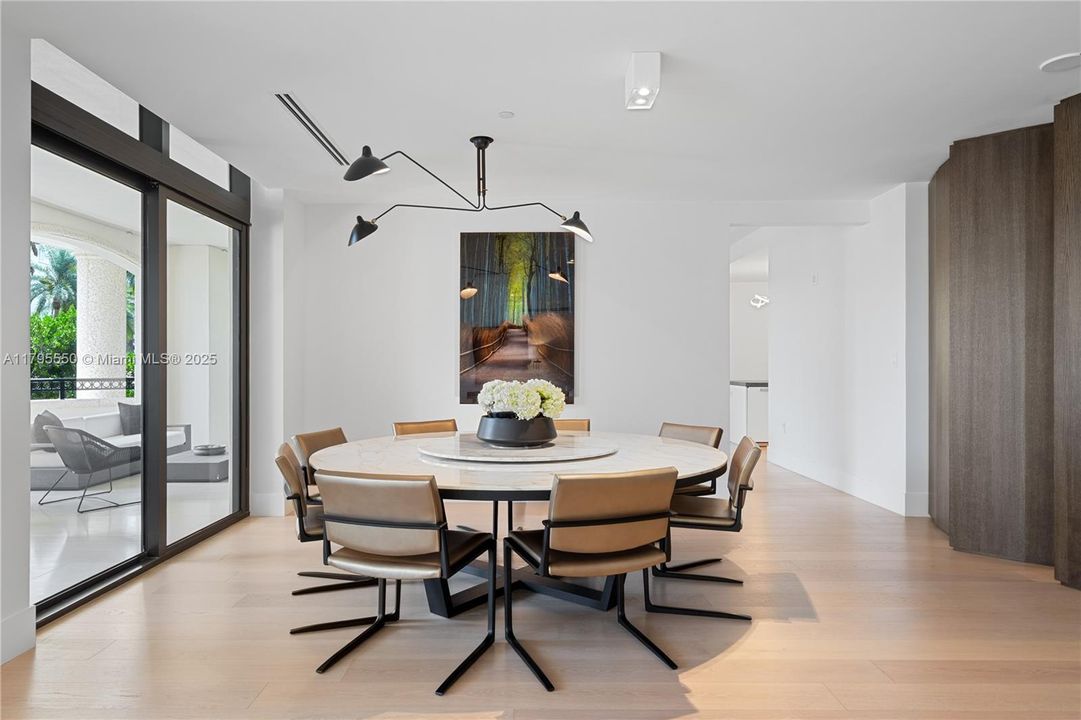 For Sale: $23,500,000 (5 beds, 6 baths, 7630 Square Feet)