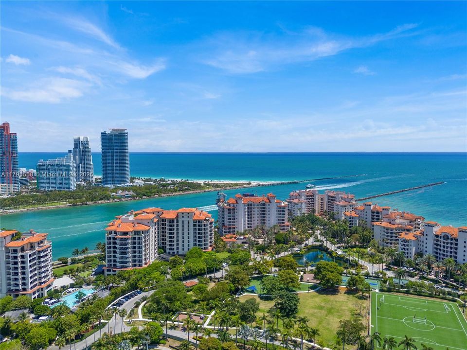 For Sale: $23,500,000 (5 beds, 6 baths, 7630 Square Feet)