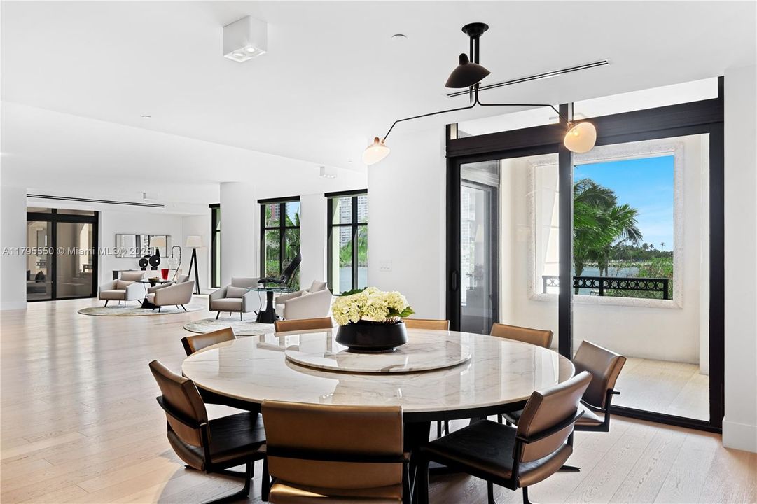 For Sale: $23,500,000 (5 beds, 6 baths, 7630 Square Feet)