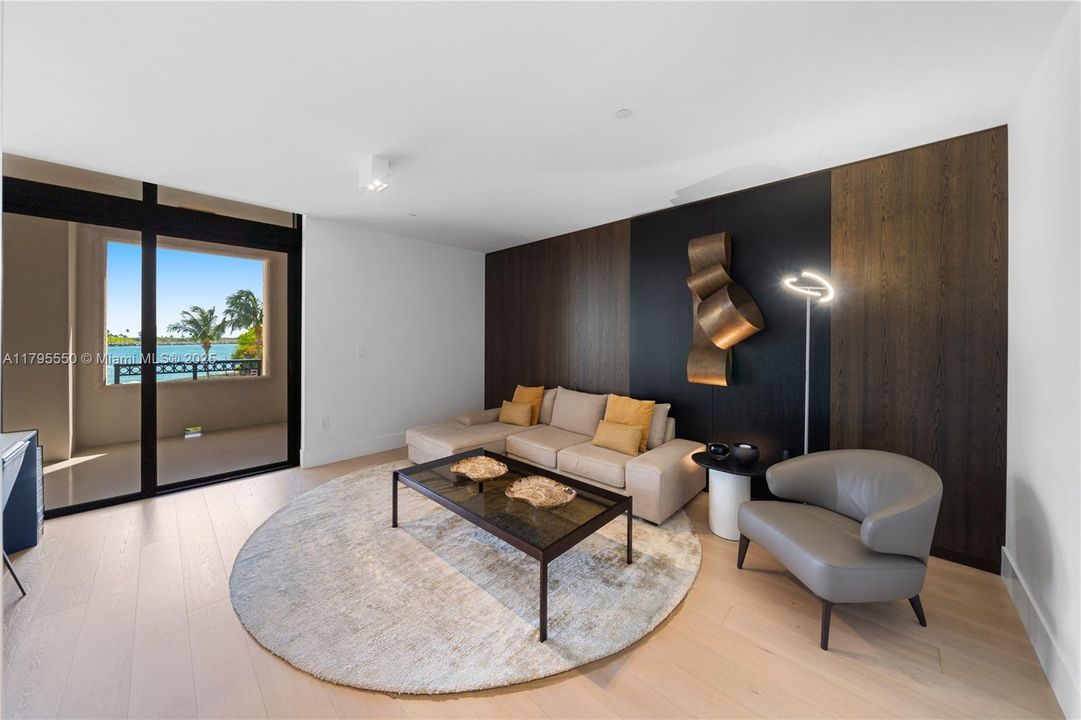 For Sale: $23,500,000 (5 beds, 6 baths, 7630 Square Feet)