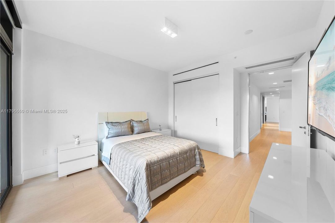 For Sale: $23,500,000 (5 beds, 6 baths, 7630 Square Feet)