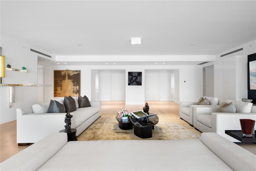 For Sale: $23,500,000 (5 beds, 6 baths, 7630 Square Feet)