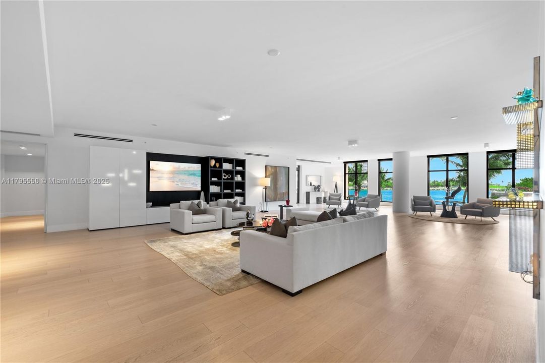 For Sale: $23,500,000 (5 beds, 6 baths, 7630 Square Feet)