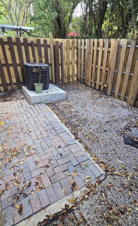 Recently Rented: $2,200 (2 beds, 2 baths, 1069 Square Feet)