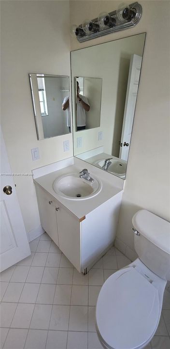 Recently Rented: $2,200 (2 beds, 2 baths, 1069 Square Feet)