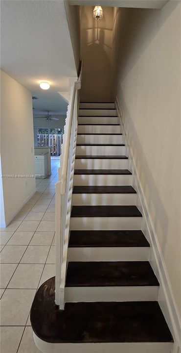 Recently Rented: $2,200 (2 beds, 2 baths, 1069 Square Feet)