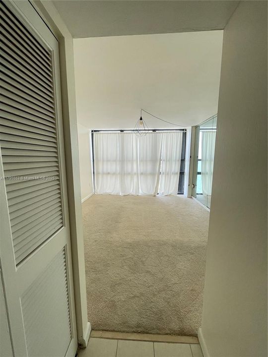 最近售出: $335,000 (1 贝兹, 1 浴室, 768 平方英尺)