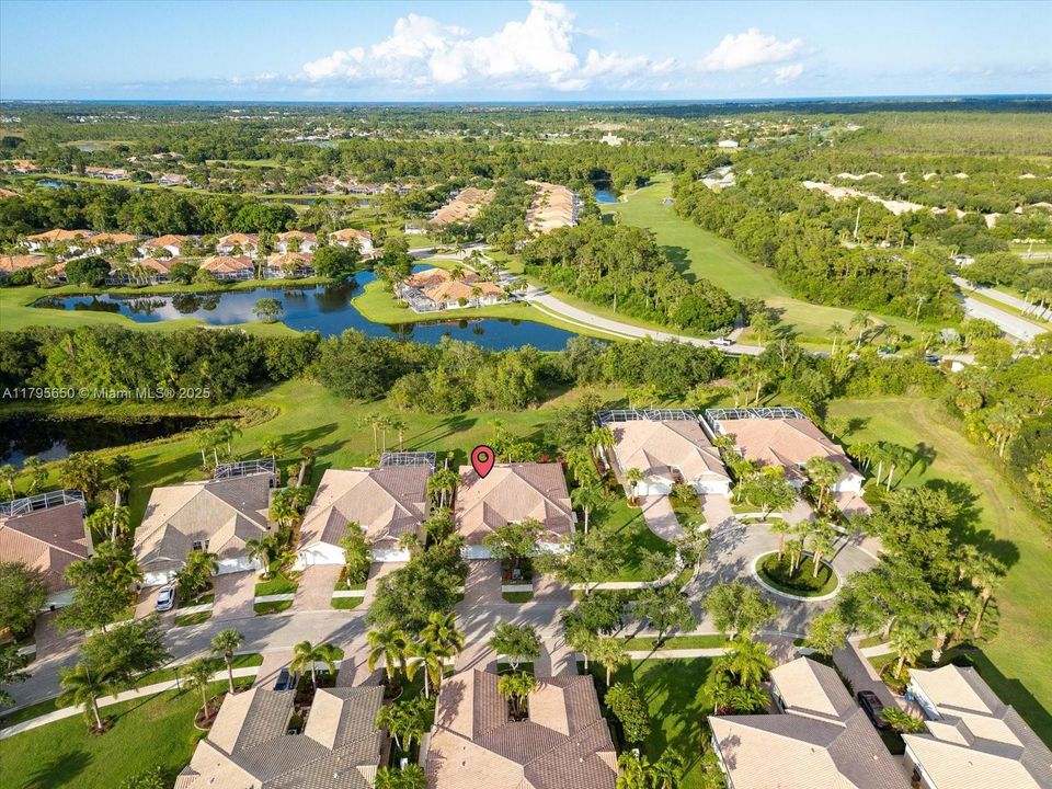 Recently Sold: $480,000 (2 beds, 2 baths, 1526 Square Feet)