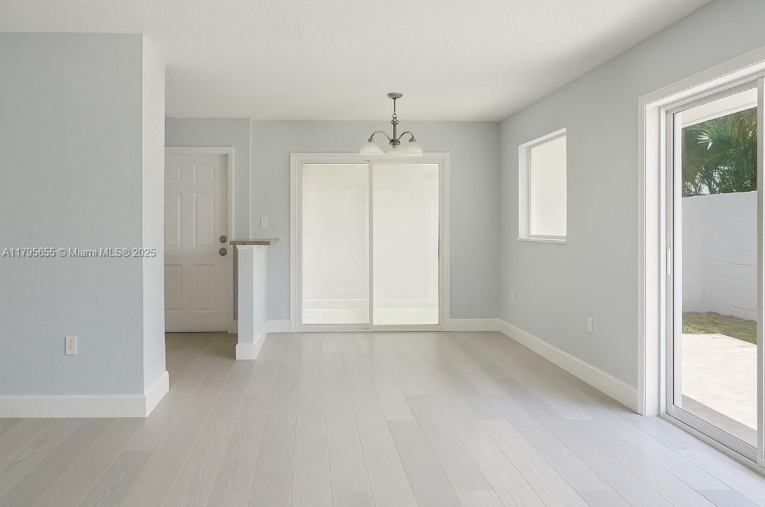 Недавно продано: $799,000 (0 спален, 0 ванн, 1516 Квадратных фут)