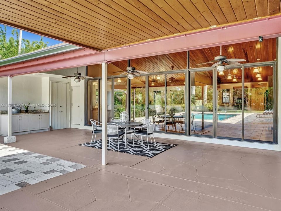 Active With Contract: $2,350,000 (5 beds, 3 baths, 4421 Square Feet)