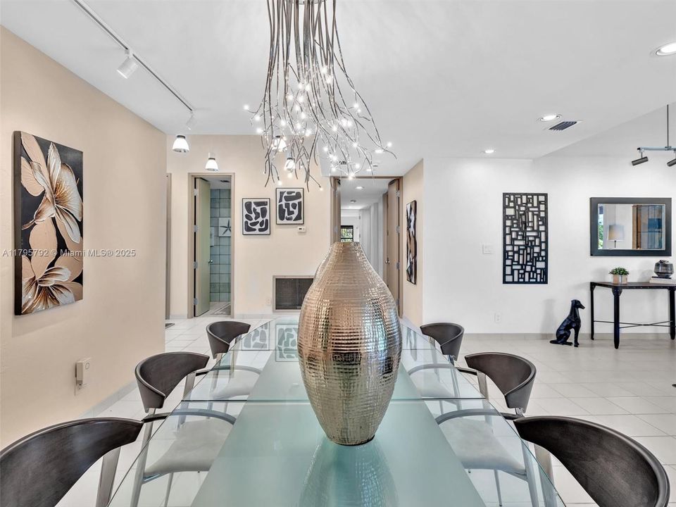 Active With Contract: $2,350,000 (5 beds, 3 baths, 4421 Square Feet)