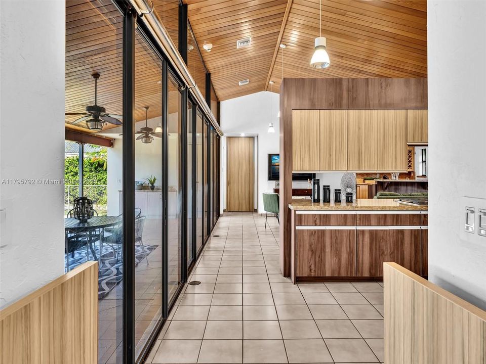 Active With Contract: $2,350,000 (5 beds, 3 baths, 4421 Square Feet)