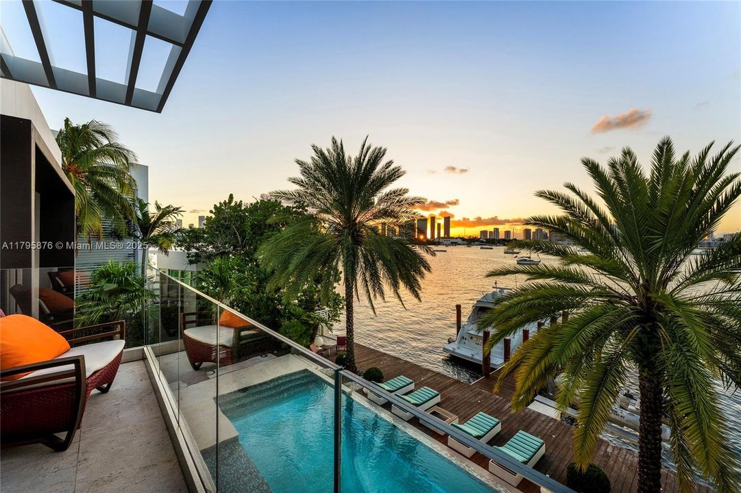 For Sale: $24,500,000 (5 beds, 6 baths, 4827 Square Feet)