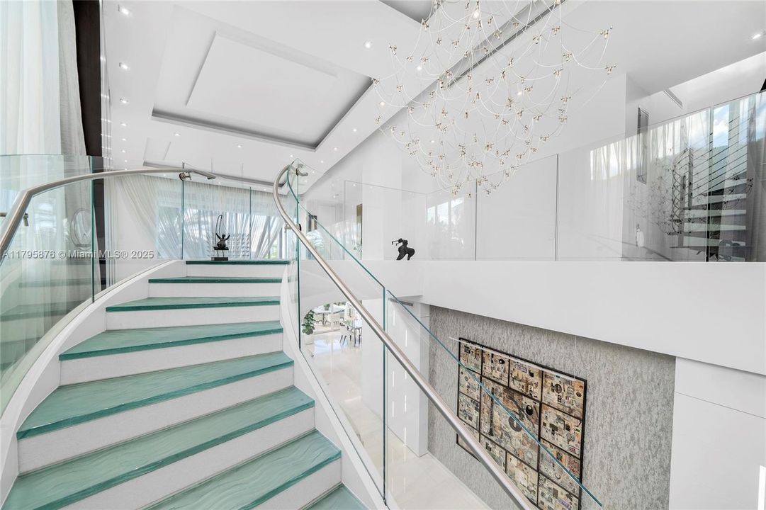 For Sale: $24,500,000 (5 beds, 6 baths, 4827 Square Feet)