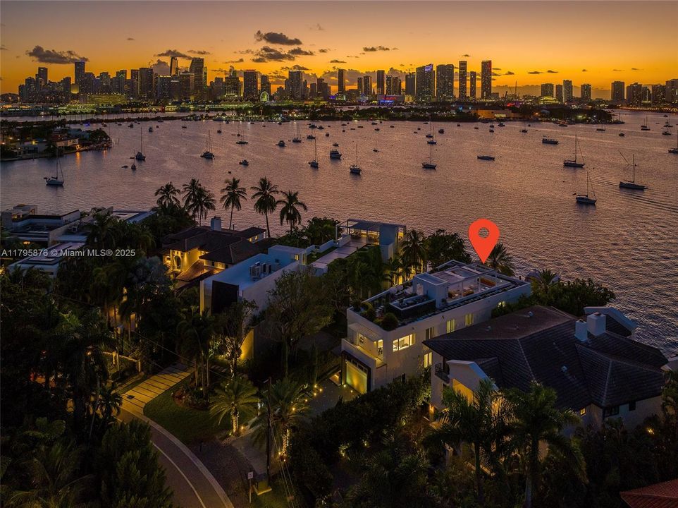 For Sale: $24,500,000 (5 beds, 6 baths, 4827 Square Feet)